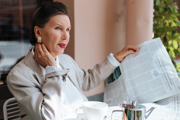 Discover the Magic of Herbal Teas for Radiant Skin and Shiny Hair: Your Ultimate Beauty Handbook